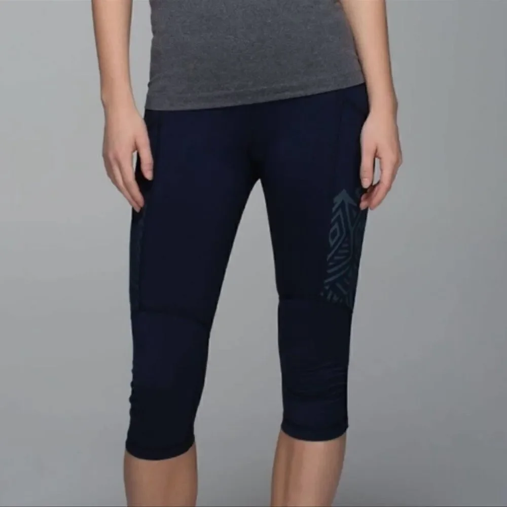 Lululemon Inkwell Reflective Stash It Crop Leggings 4